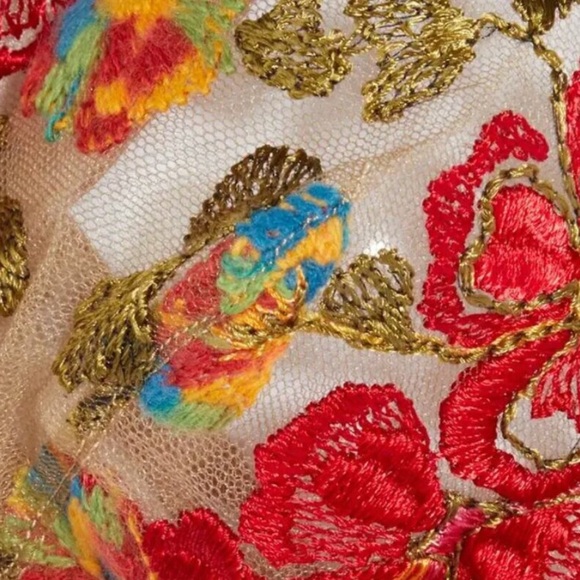 ID Sarrieri Embroidered Floral Set in Tan with Red Blossoms NWT size 34D/Medium - Picture 5 of 10